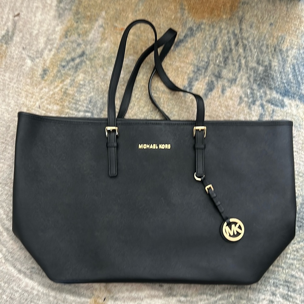 Michael Kors - Jet Set Travel Large Saffiano Leather Tote Bag